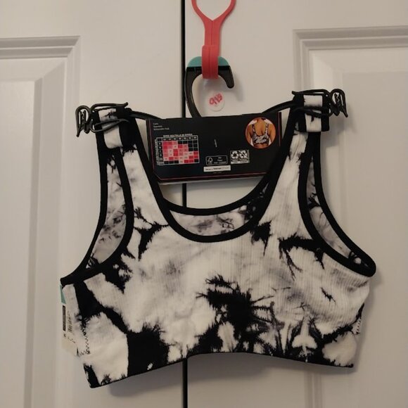 No Boundaries Cami Seamless Sports Bra - Picture 6 of 13